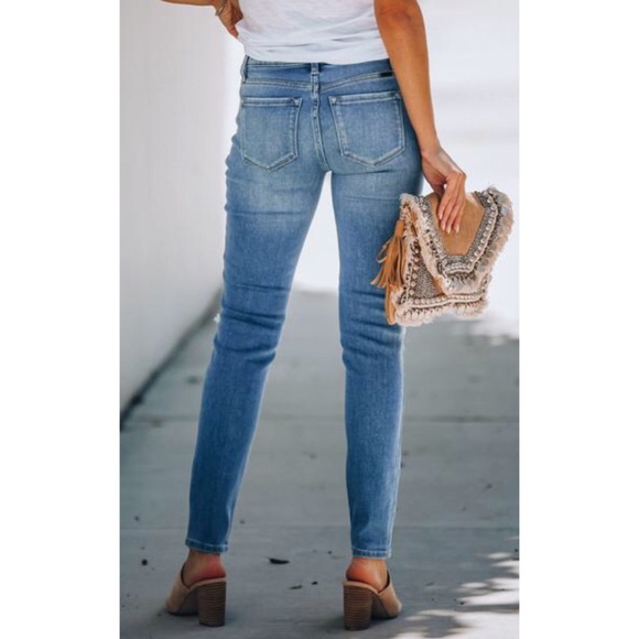 NWT Kancan Mid Rise Destroyed Super Skinny Jeans - Picture 4 of 13